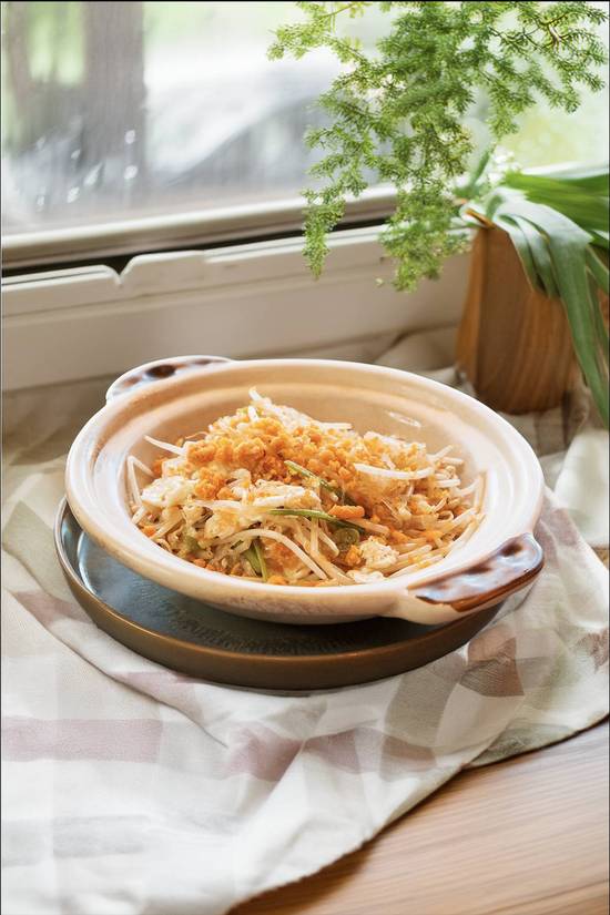 Crab Roe & Vermicelli in Casserole(蟹皇香茜粉丝煲)